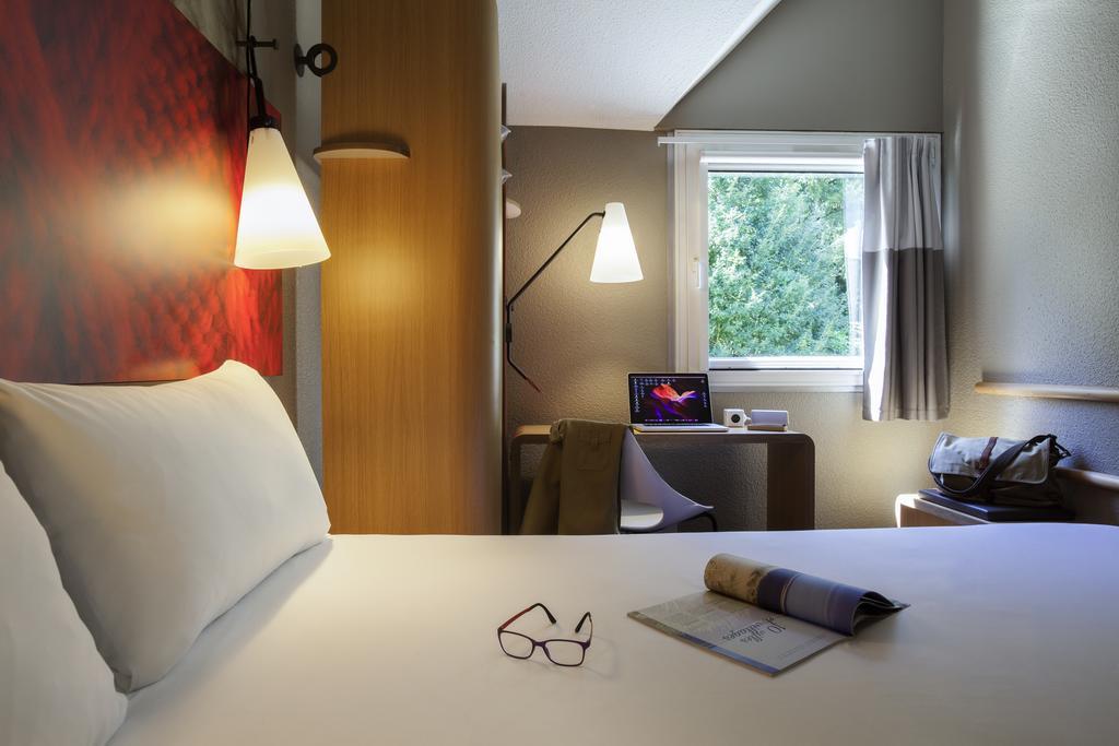 Hotel ibis Velizy Jouy-En-Josas Zewnętrze zdjęcie
